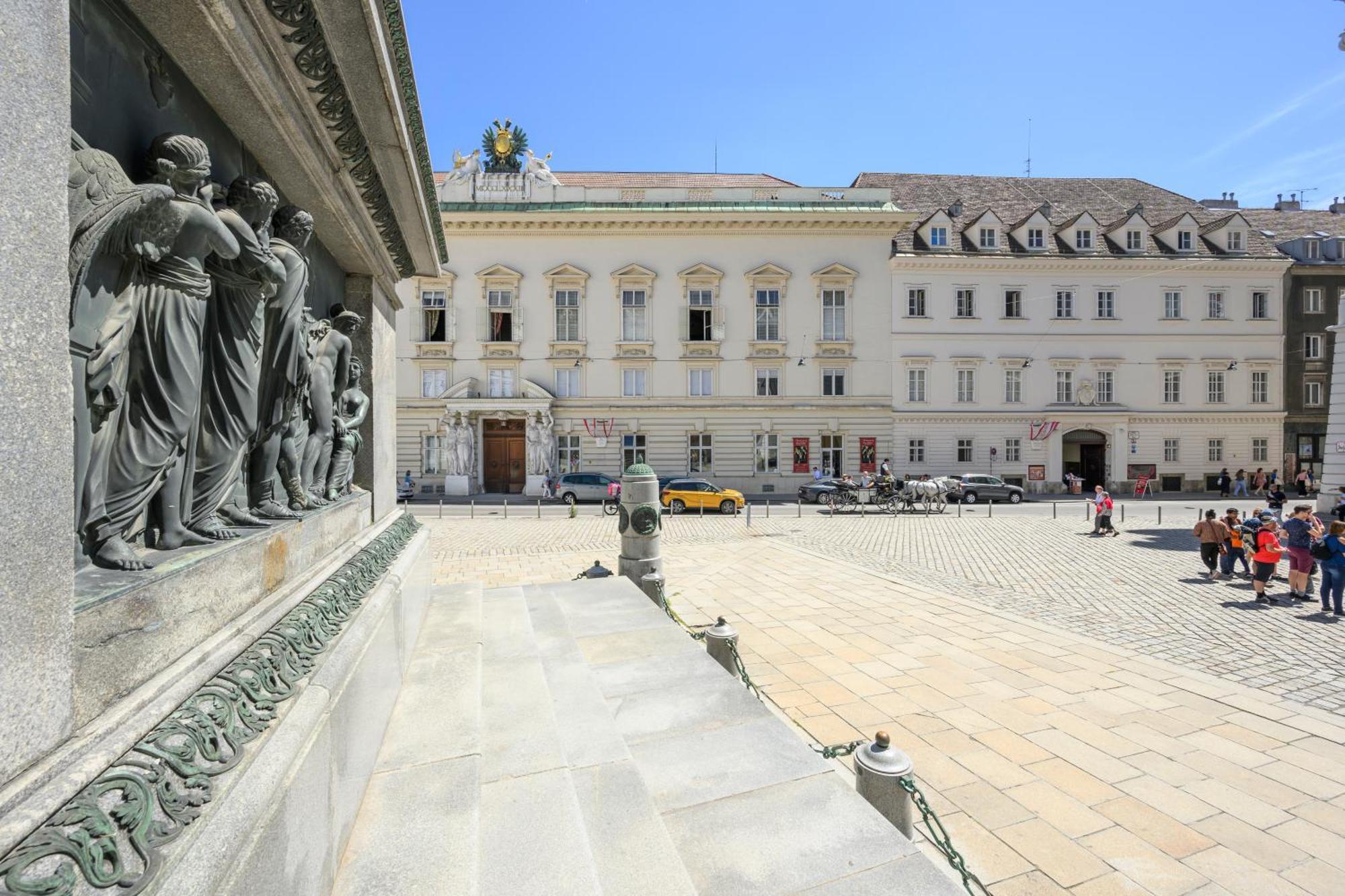 Palais Elegance 4*